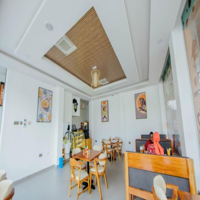 THE KOFFEE SHOP interior